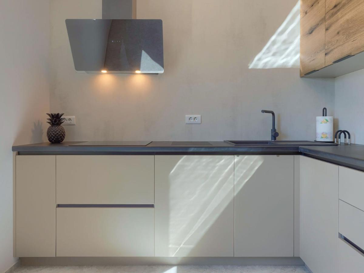 Apartment Wing 77 By Interhome Πούλα Εξωτερικό φωτογραφία
