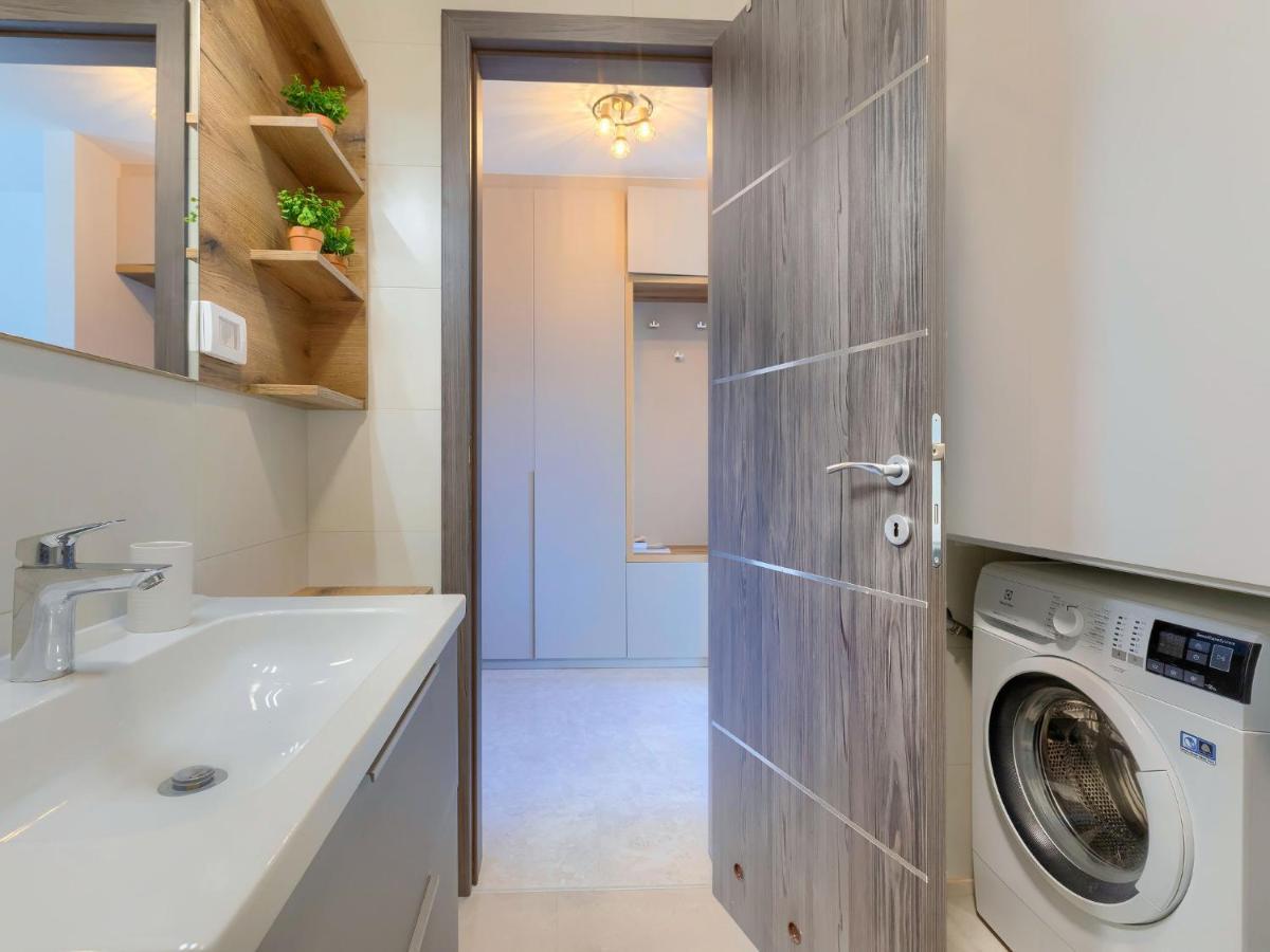 Apartment Wing 77 By Interhome Πούλα Εξωτερικό φωτογραφία
