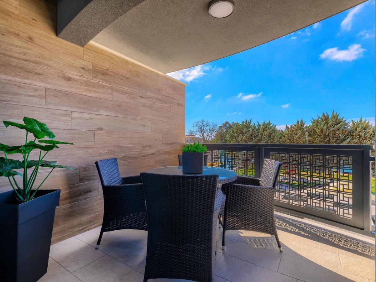 Apartment Wing 77 By Interhome Πούλα Εξωτερικό φωτογραφία