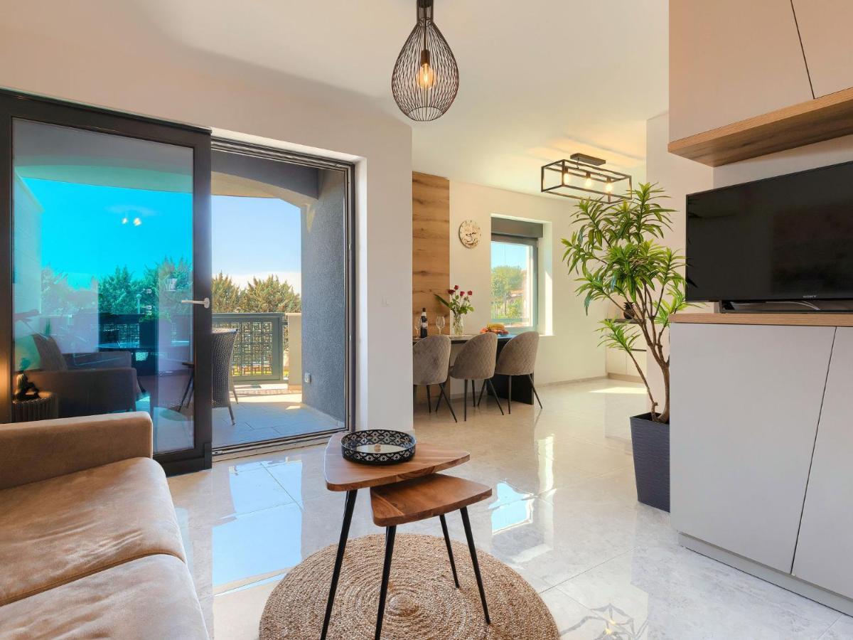 Apartment Wing 77 By Interhome Πούλα Εξωτερικό φωτογραφία