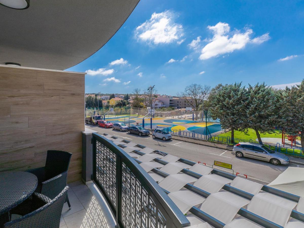 Apartment Wing 77 By Interhome Πούλα Εξωτερικό φωτογραφία