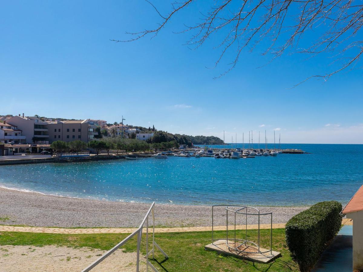 Apartment Wing 77 By Interhome Πούλα Εξωτερικό φωτογραφία